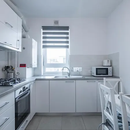 Apartmán Modern 1Br Apt Coresi Free Parking