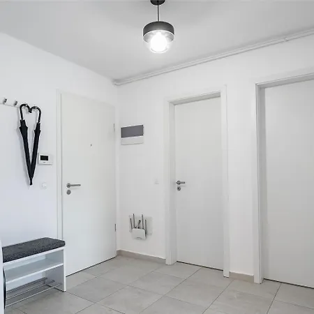 Modern 1Br Apt Coresi Free Parking Apartmán *