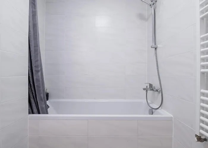 Modern 1br Coresi-free Private Parking By Mm Host Lejlighed Braşov