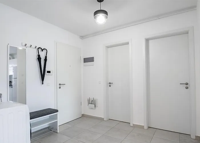 Modern 1br Coresi-free Private Parking By Mm Host Lejlighed *